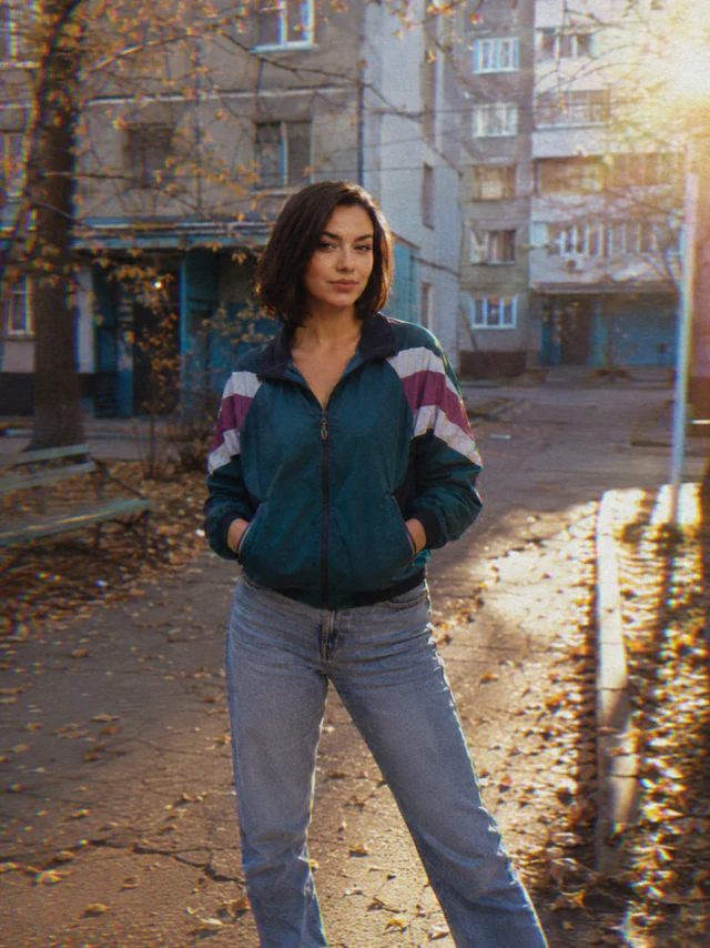 Основной кадр стиля «VHS-двор»